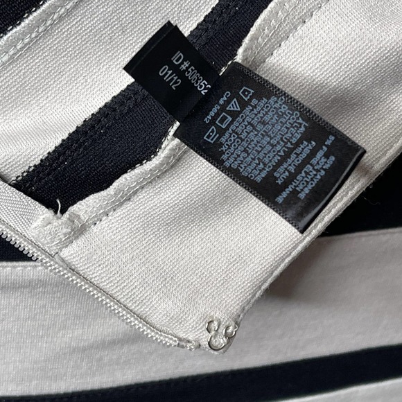 Express Stripe Pencil Skirt Zipper Bandage Stretch Bodycon Size 4 Small - Picture 7 of 7